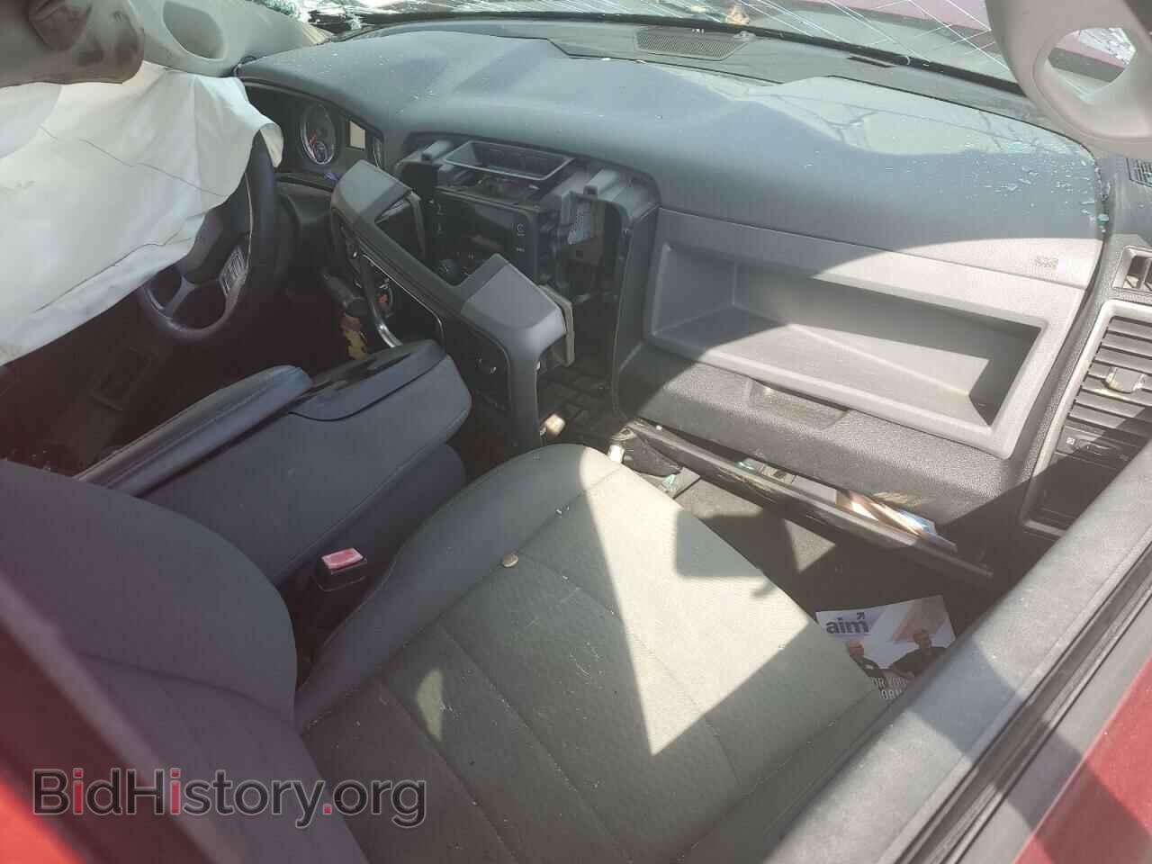 2015 RAM All Models - VIN: 3C6UR5CL4FG570671 - Photo 8