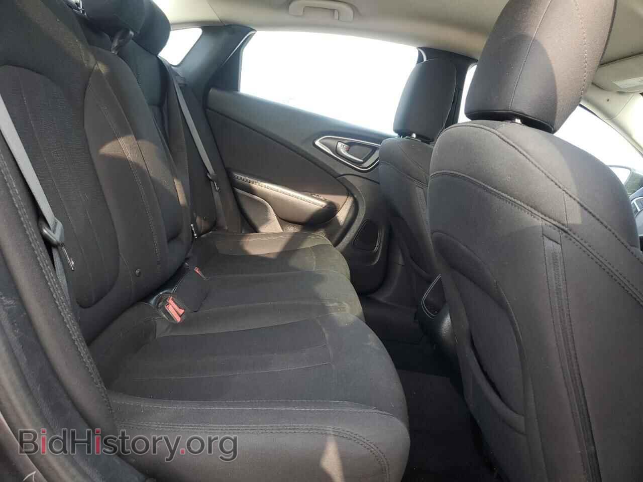2016 CHRYSLER 200 - VIN: 1C3CCCABXGN159793 - Фото 10