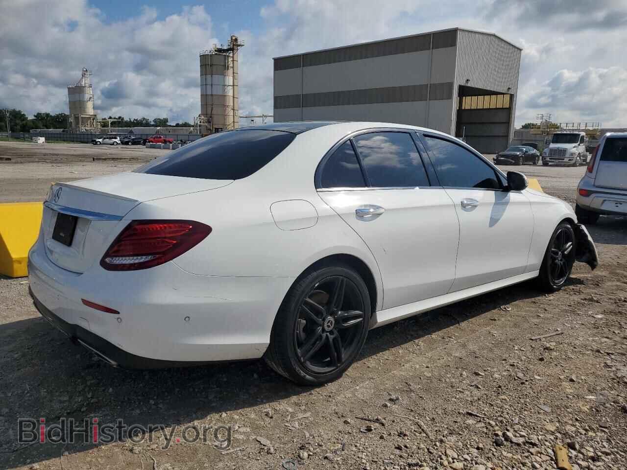 2017 MERCEDES-BENZ E-CLASS - VIN: WDDZF4JB3HA041893 - Фото 3