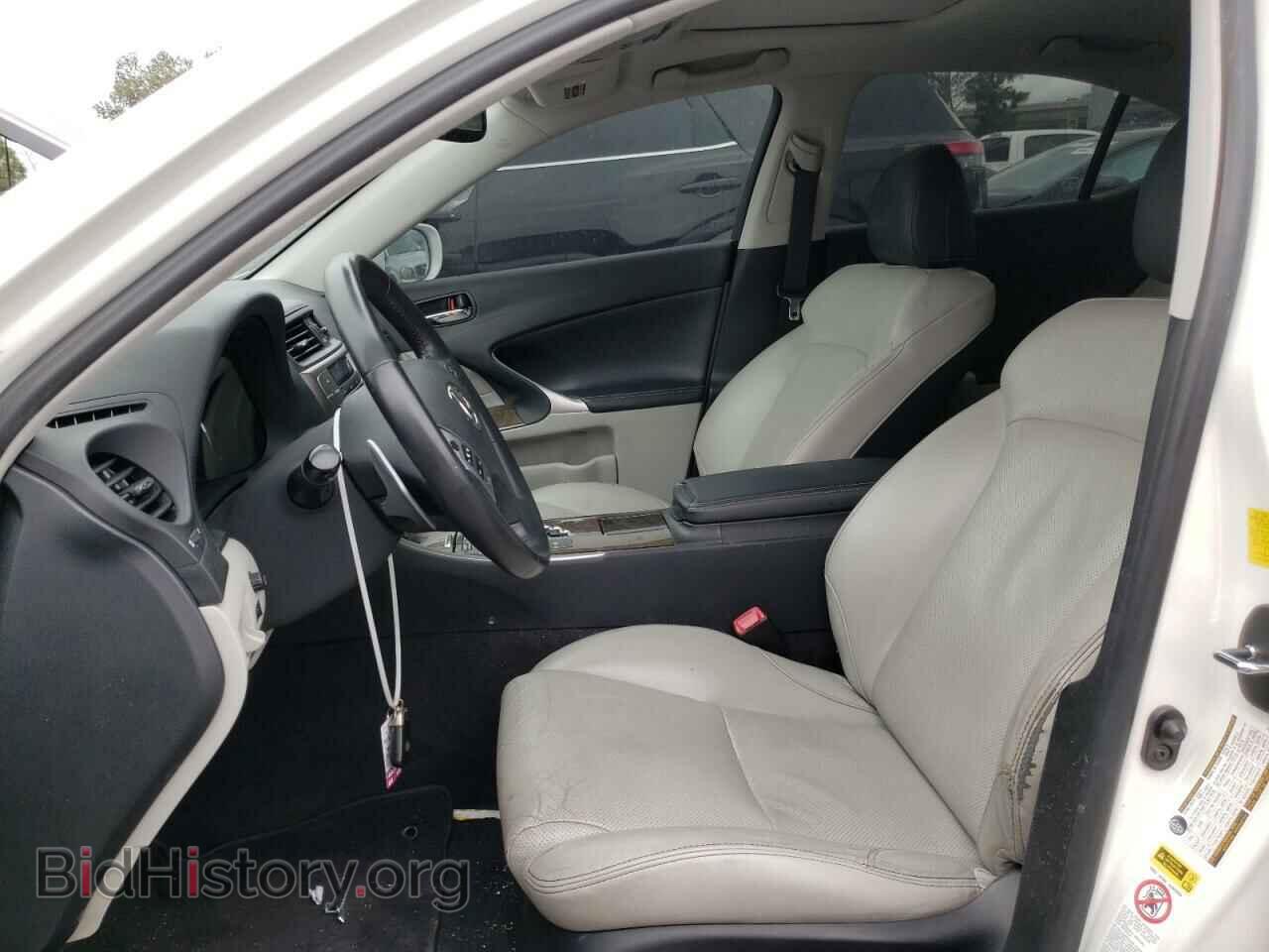 2011 LEXUS IS - VIN: JTHBF5C2XB5132396 - Photo 7