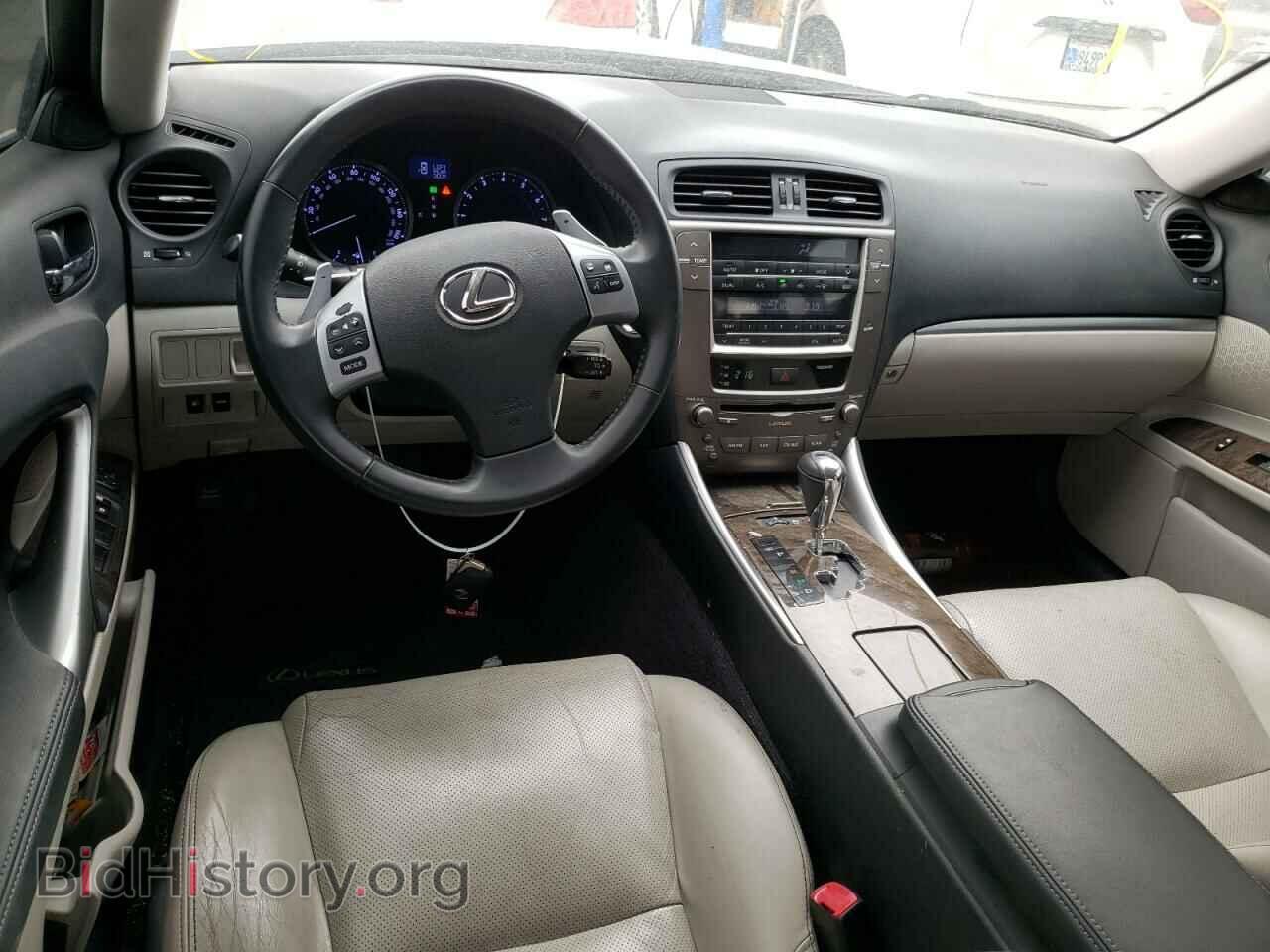 2011 LEXUS IS - VIN: JTHBF5C2XB5132396 - Photo 8