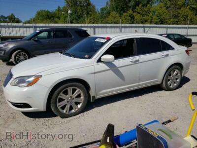 2013 Chrysler 200, белый — VIN 1C3CCBBB4DN546103, Copart