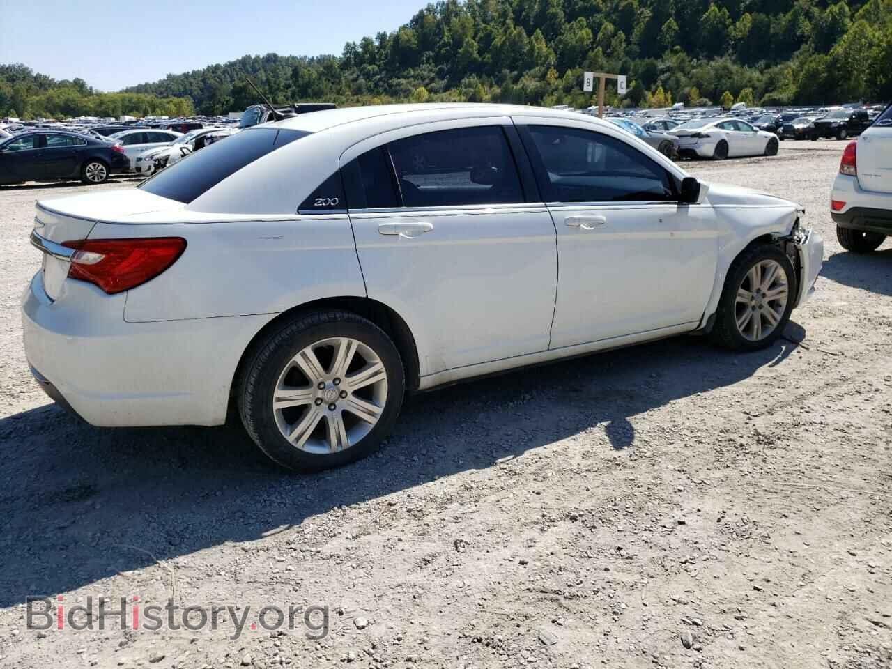2013 CHRYSLER 200 - VIN: 1C3CCBBB4DN546103 - Фото 3