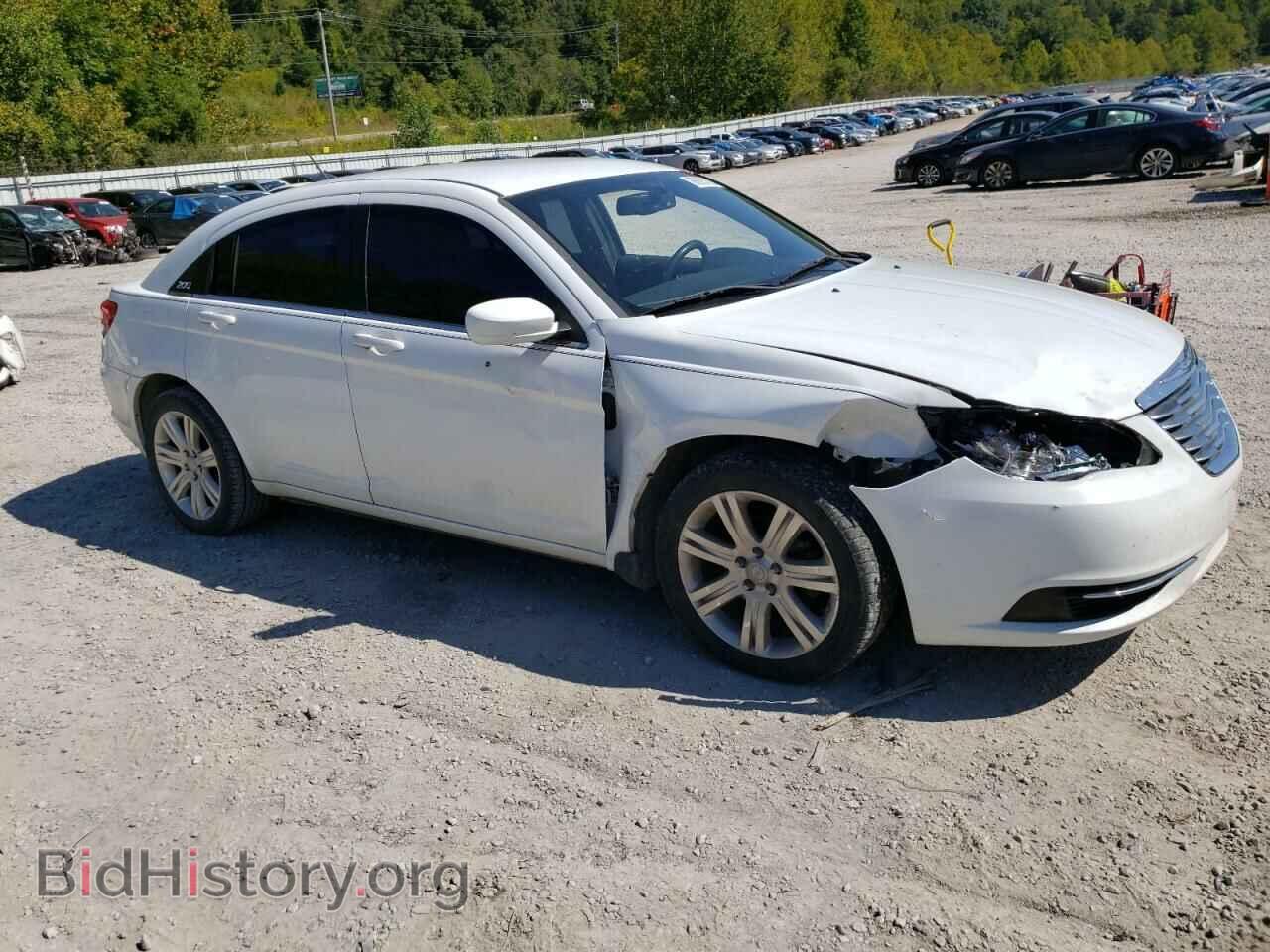 2013 CHRYSLER 200 - VIN: 1C3CCBBB4DN546103 - Фото 4