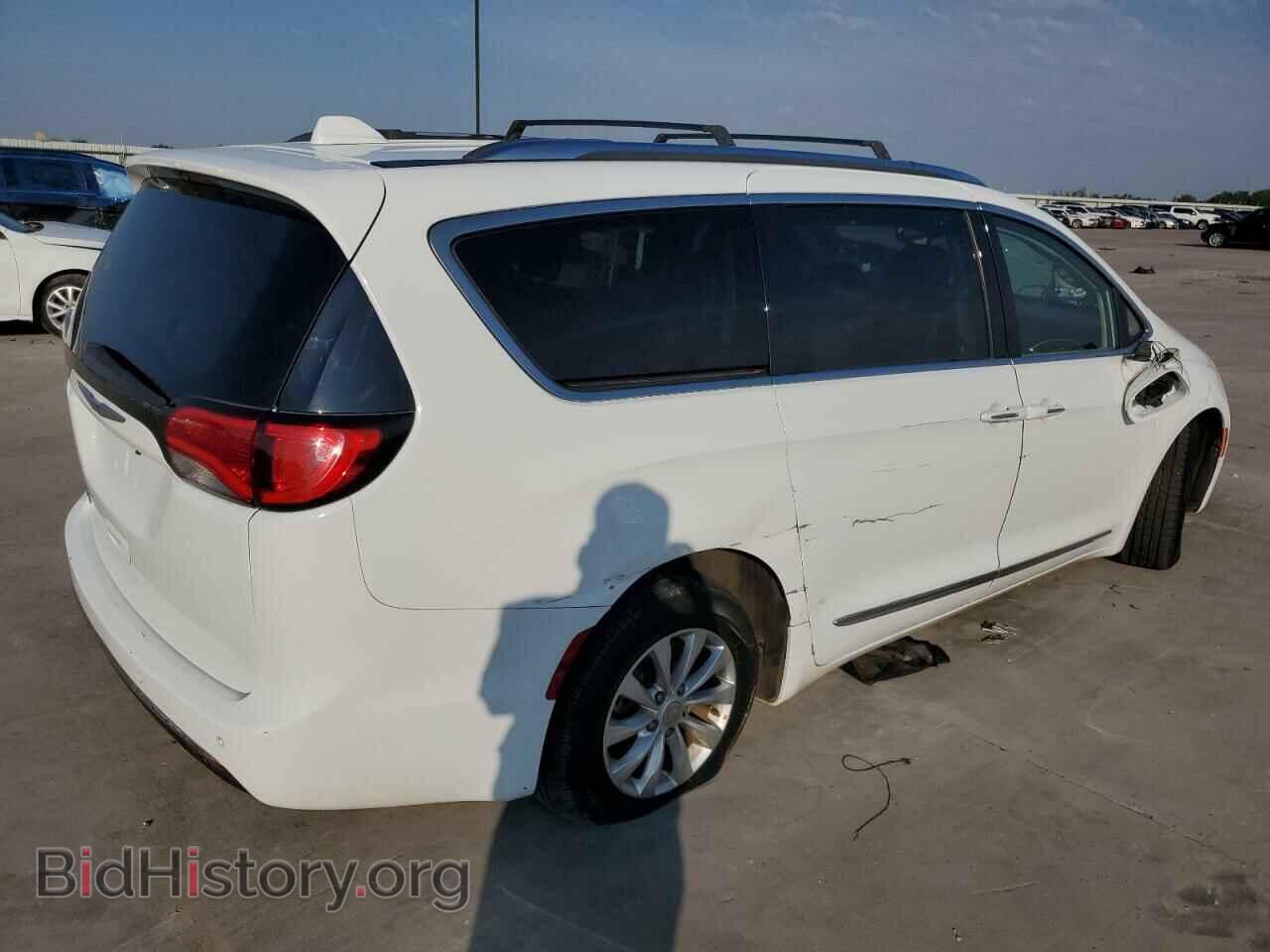 2018 CHRYSLER PACIFICA - VIN: 2C4RC1BG0JR149630 - Фото 3