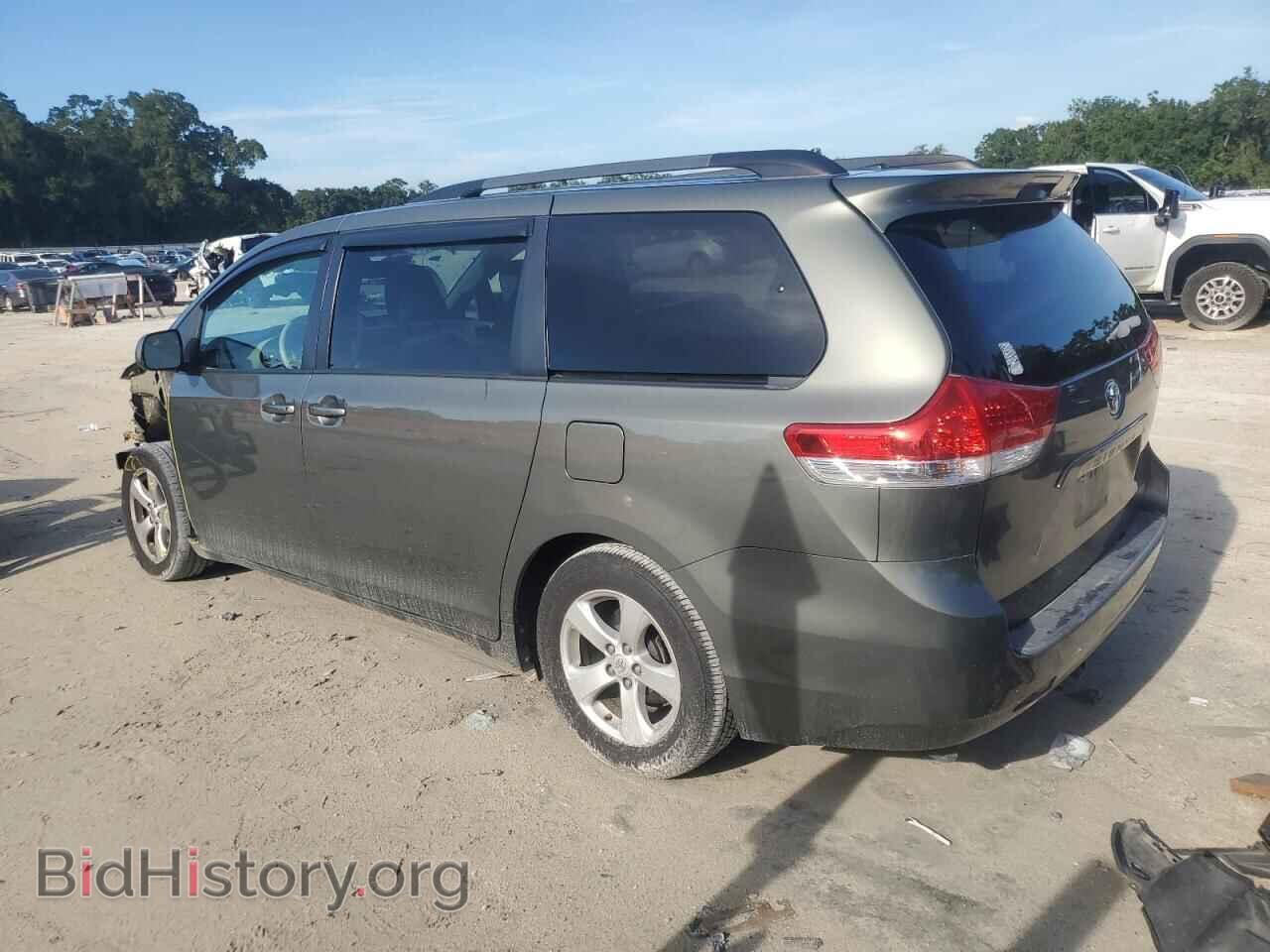 2012 TOYOTA All Models - VIN: 5TDKK3DC2CS209721 - Фото 2