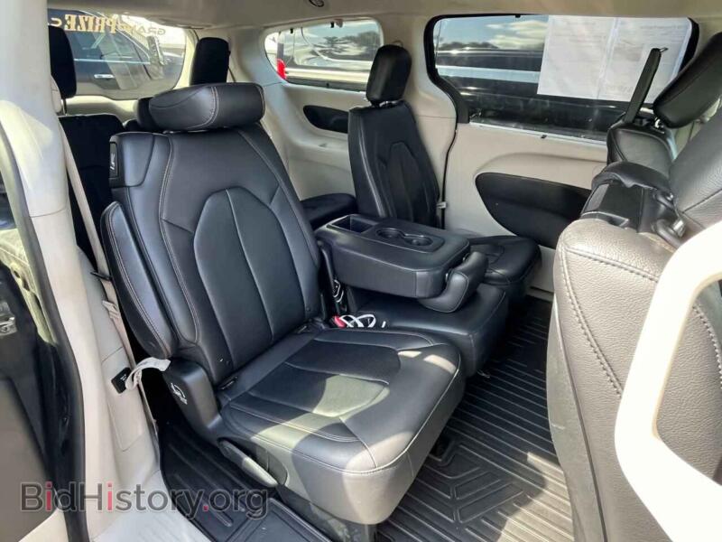 2018 Chrysler PACIFICA (VIN 2C4RC1EGXJR106344) — фото 6 из 10