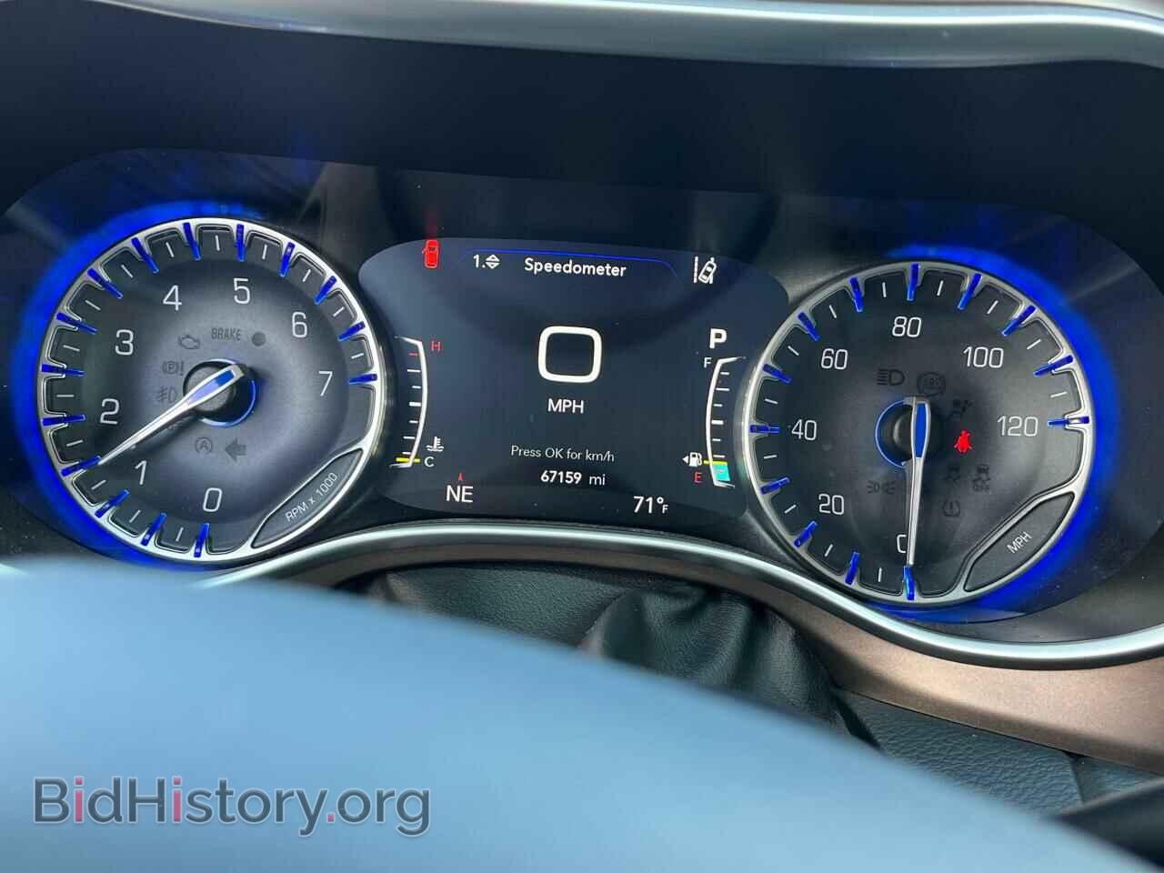 2018 CHRYSLER PACIFICA - VIN: 2C4RC1EGXJR106344 - Фото 8
