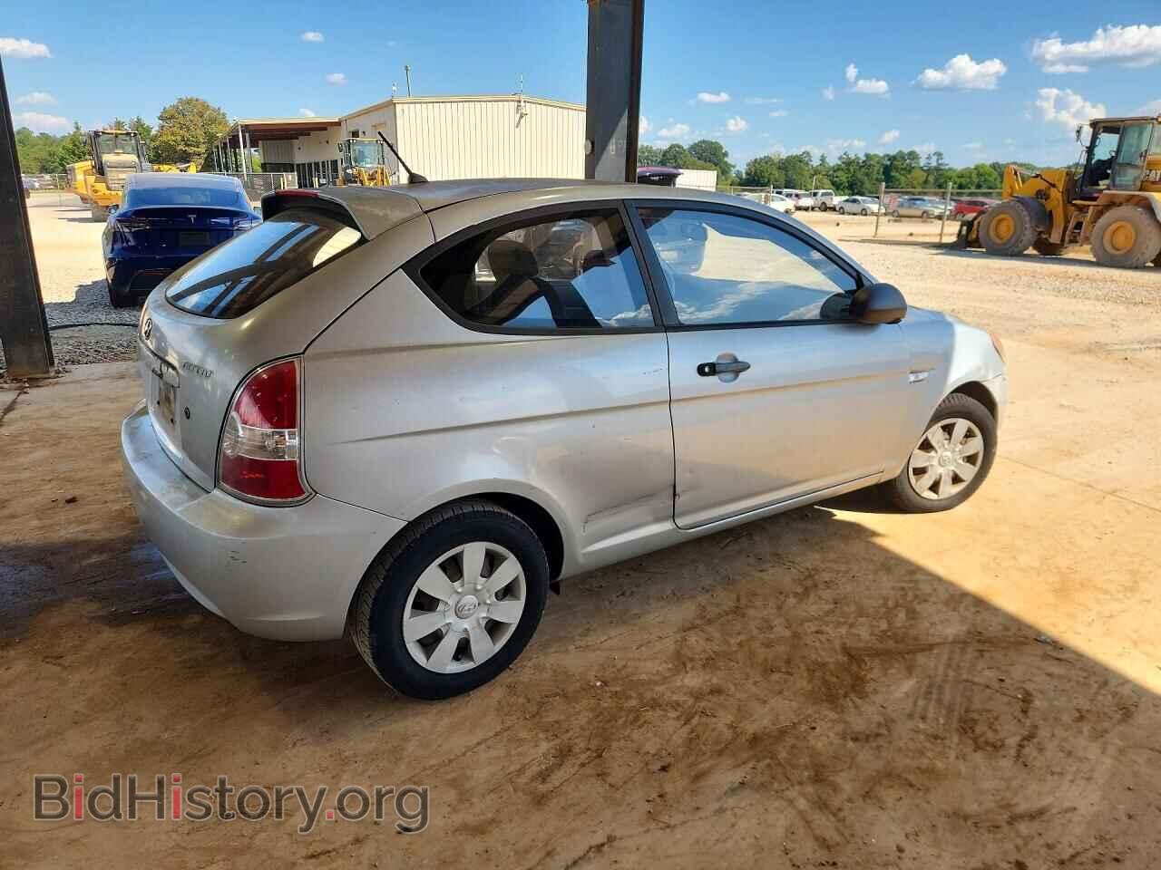 2007 HYUNDAI ACCENT - VIN: KMHCM36C77U021138 - Фото 3
