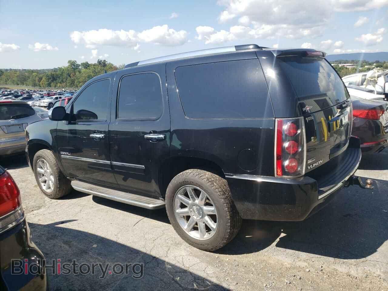 2011 GMC YUKON - VIN: 1GKS2EEF5BR395177 - Фото 2