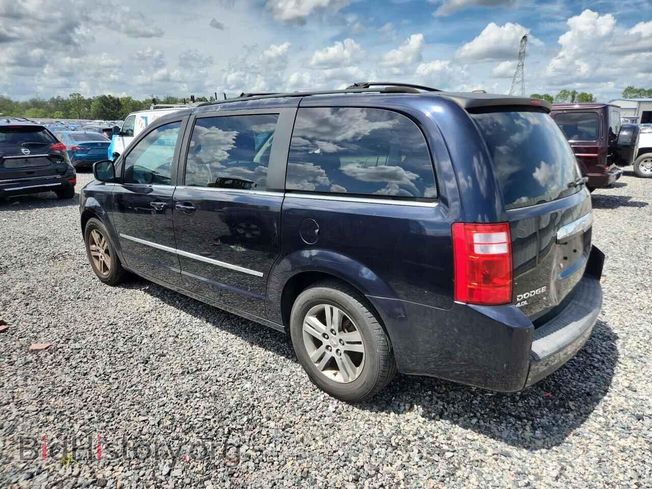 2010 DODGE CARAVAN - VIN: 2D4RN5DX4AR290265 - Photo 2