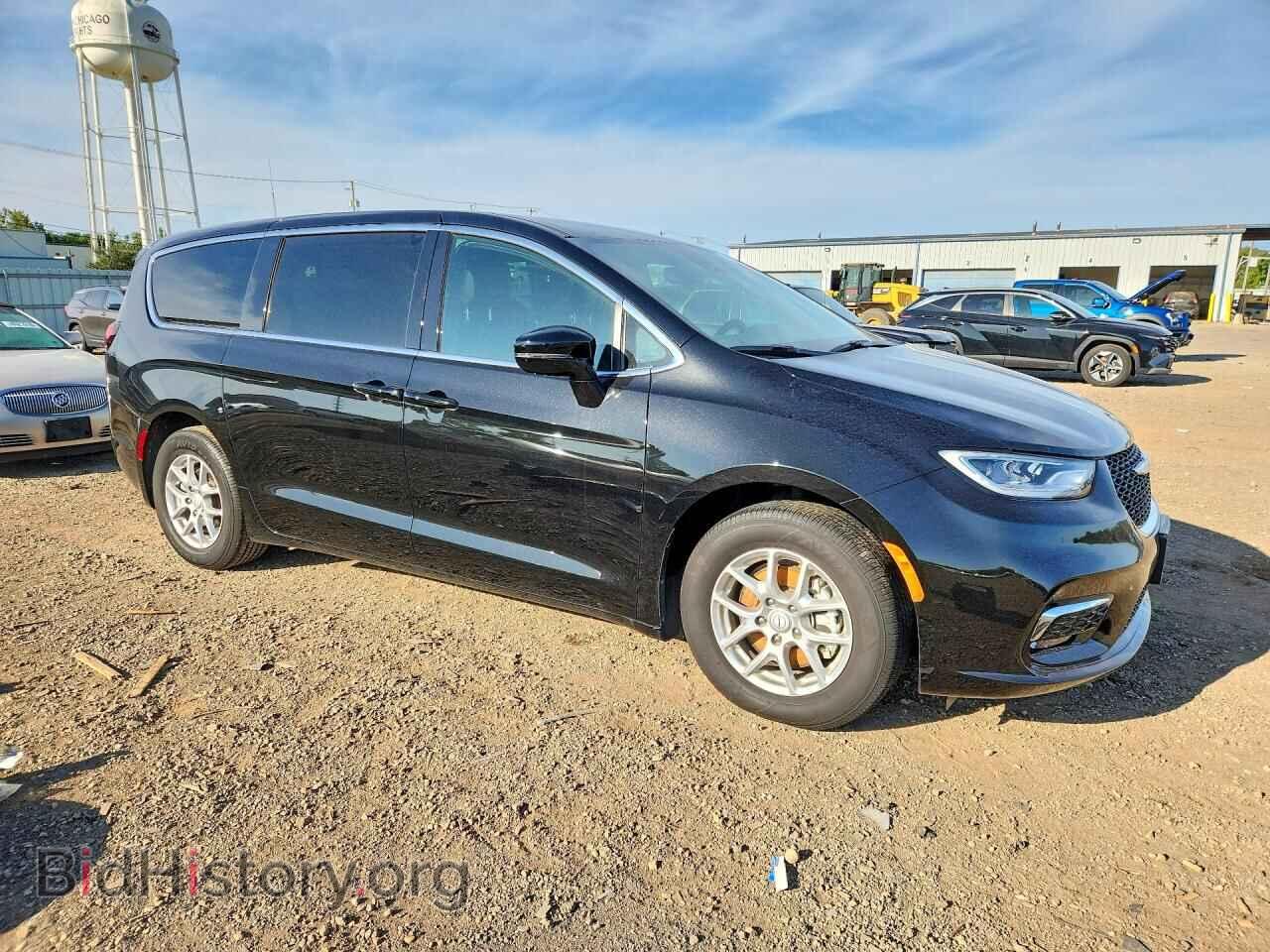 2026 CHRYSLER PACIFICA - VIN: 2C4RC1BG1TR212513 - Photo 4