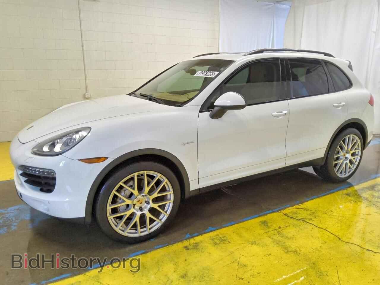Фотография WP1AE2A26DLA15784 - PORSCHE CAYENNE 2013