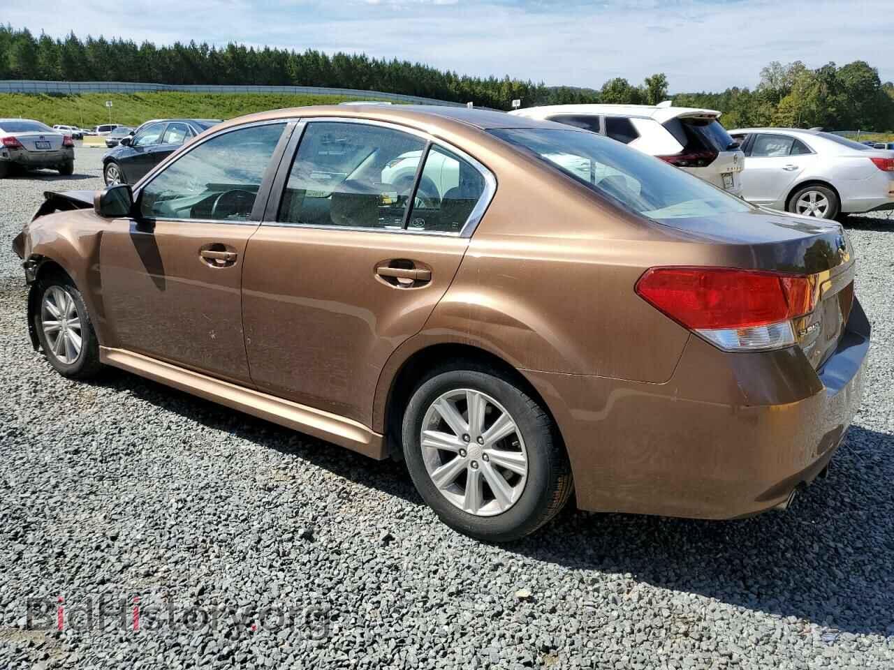 2011 SUBARU LEGACY - VIN: 4S3BMBC68B3210663 - Фото 2