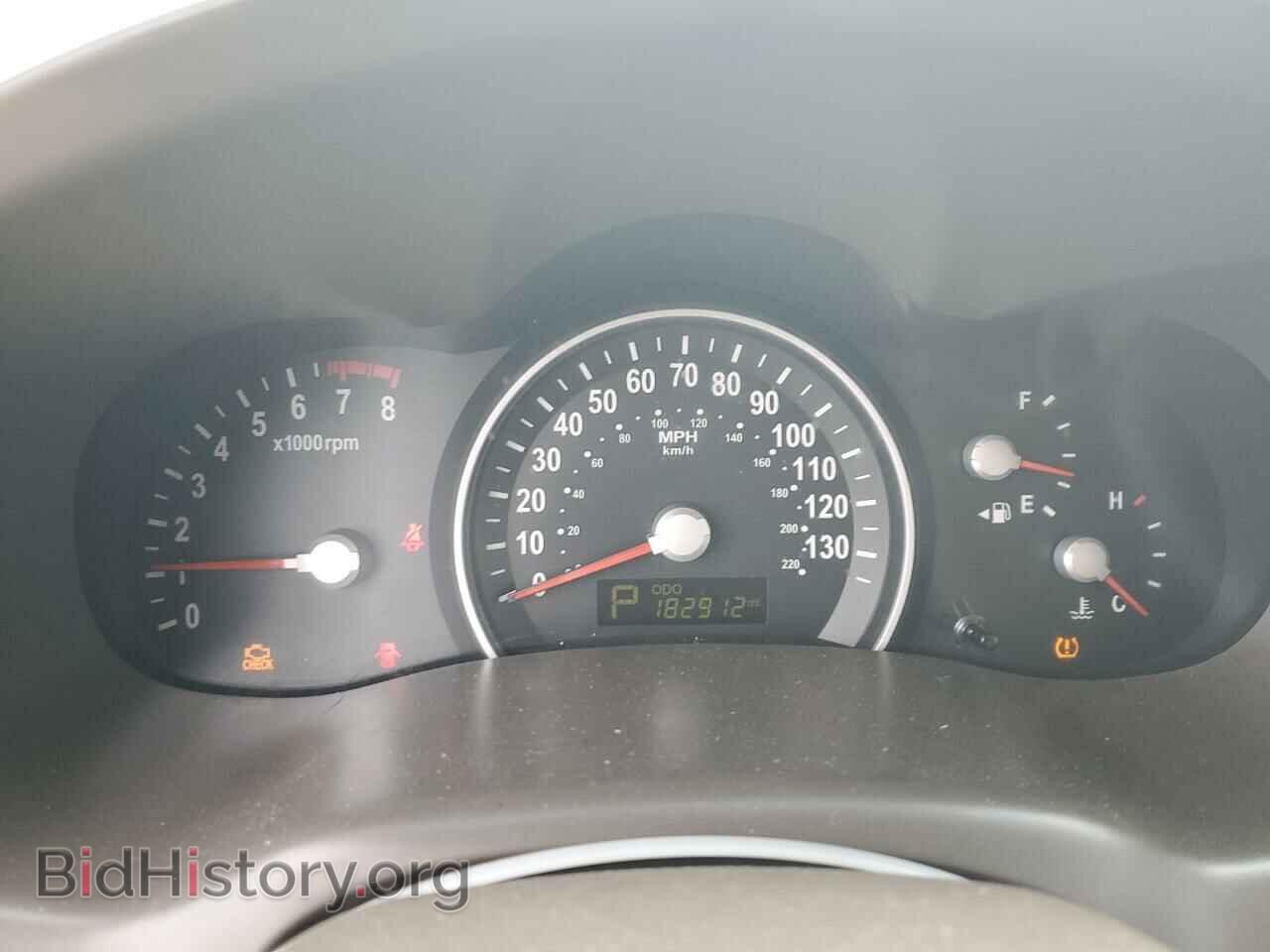 2011 KIA All Models - VIN: KNDMG4C74B6373748 - Фото 9