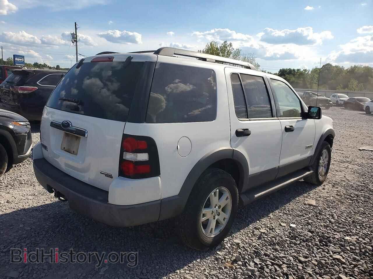 2006 FORD EXPLORER - VIN: 1FMEU63EX6UA11833 - Фото 3