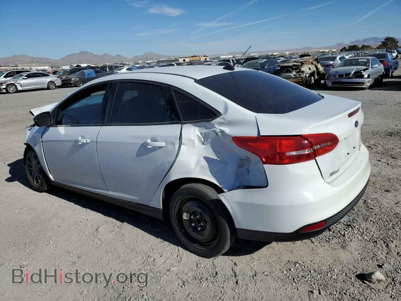 2018 FORD FOCUS - VIN: 1FADP3FE2JL304101 - Photo 2