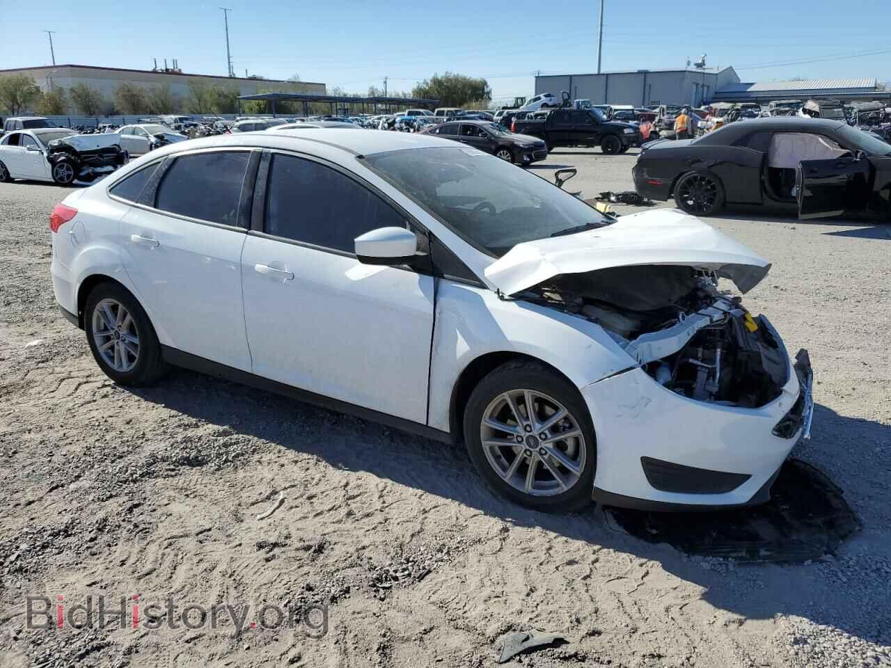 2018 FORD FOCUS - VIN: 1FADP3FE2JL304101 - Photo 4