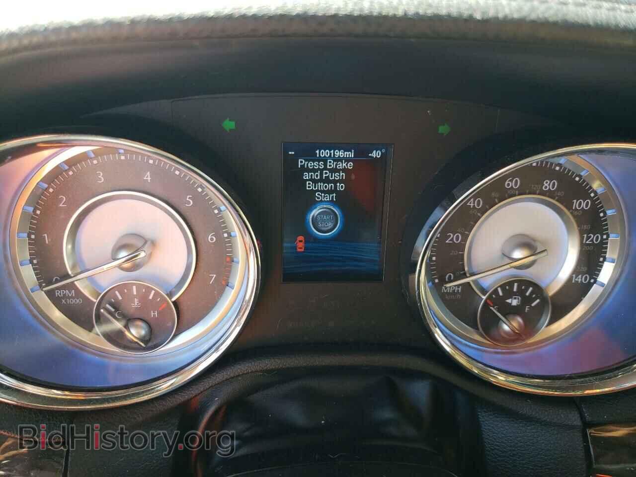 2013 CHRYSLER 300 - VIN: 2C3CCAAG3DH735700 - Фото 9