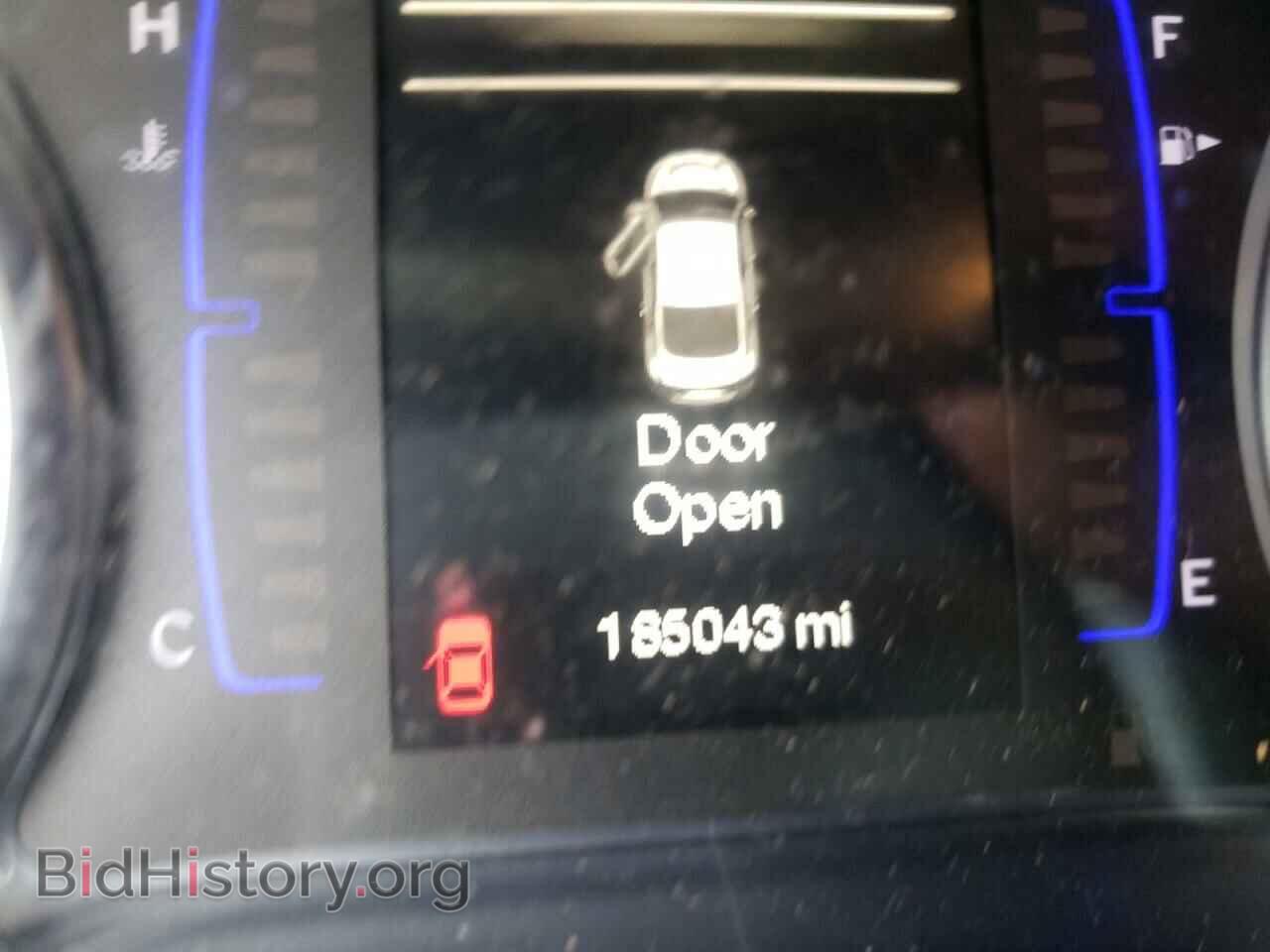 2015 CHRYSLER 200 - VIN: 1C3CCCAB2FN674463 - Фото 8