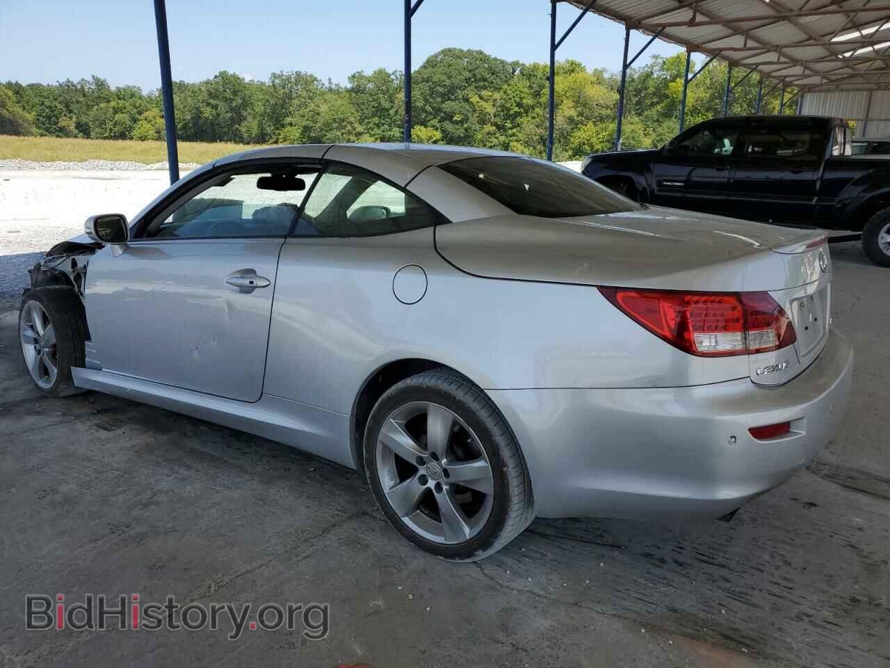 2010 LEXUS IS - VIN: JTHFF2C25A2510284 - Фото 2