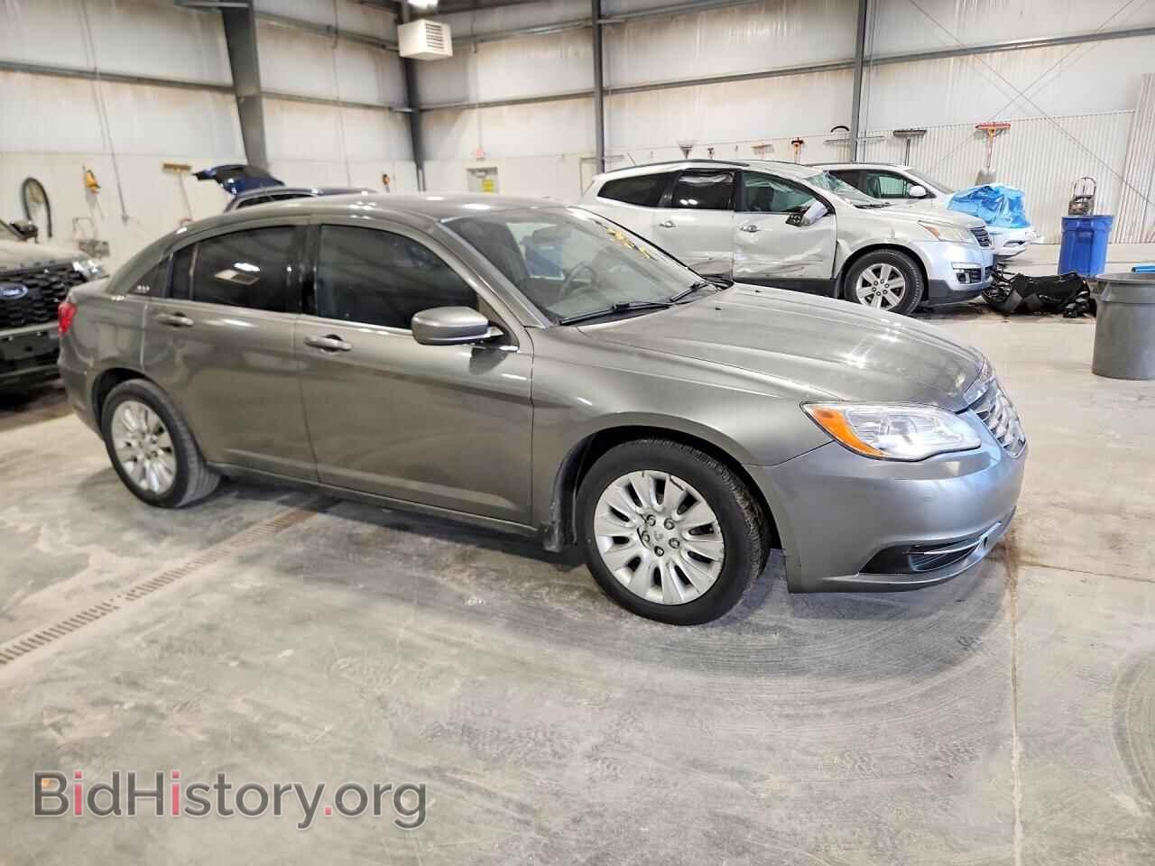 2013 CHRYSLER 200 - VIN: 1C3CCBAB0DN568925 - Photo 4