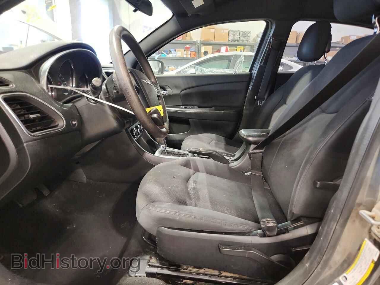 2013 CHRYSLER 200 - VIN: 1C3CCBAB0DN568925 - Photo 7