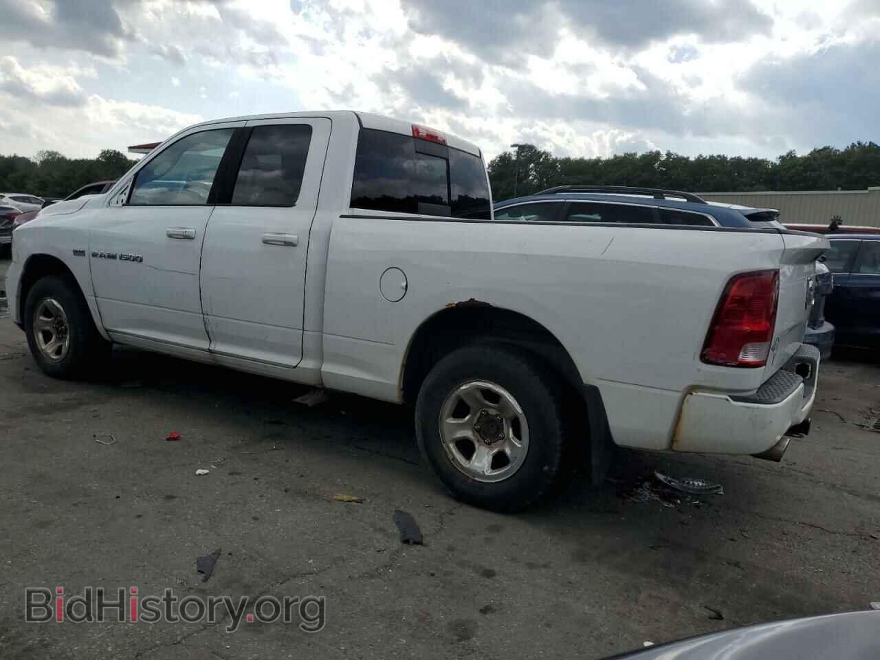 2011 DODGE All Models - VIN: 1D7RV1GTXBS652913 - Фото 2