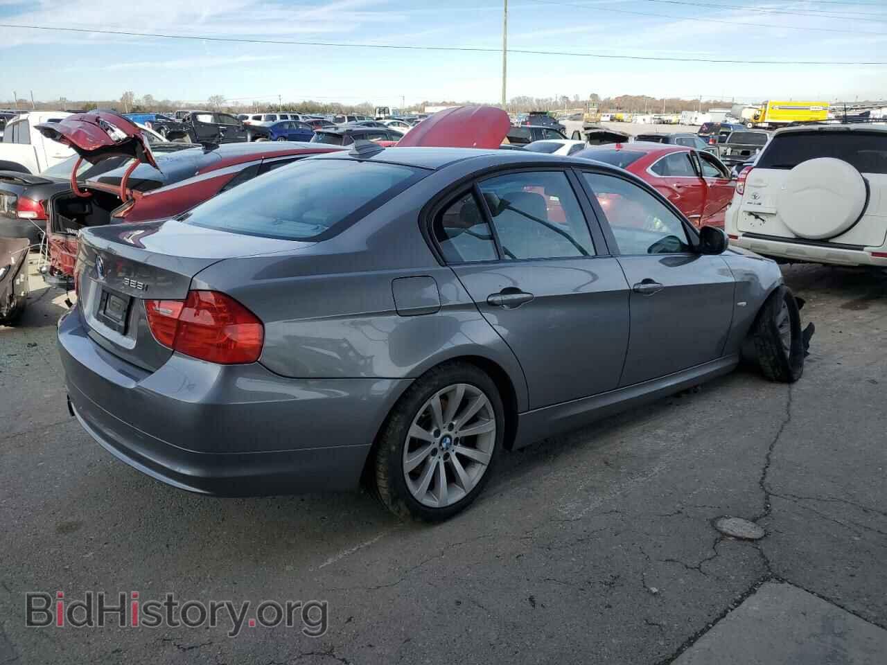 2011 BMW 3 SERIES - VIN: WBAPH7C56BE851262 - Фото 3