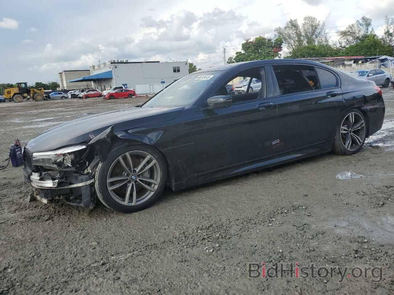 Фотография WBA7E2C55HG739514 - BMW 7 SERIES 2017