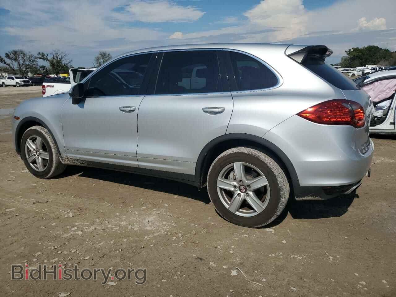 2011 PORSCHE CAYENNE - VIN: WP1AB2A23BLA42284 - Фото 2