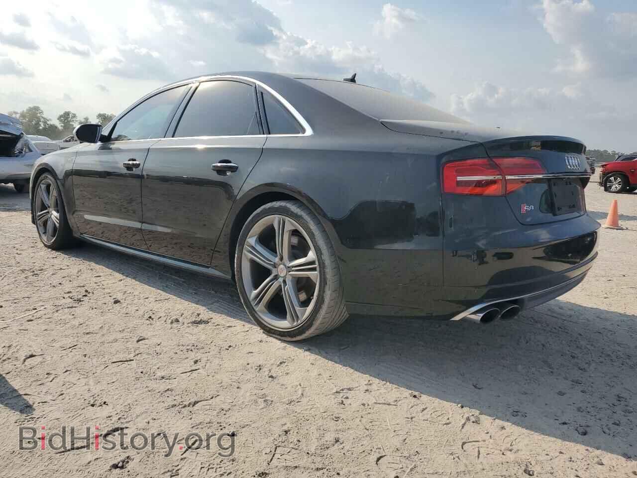 2016 AUDI S8 - VIN: WAUJSAFD3GN008134 - Photo 2