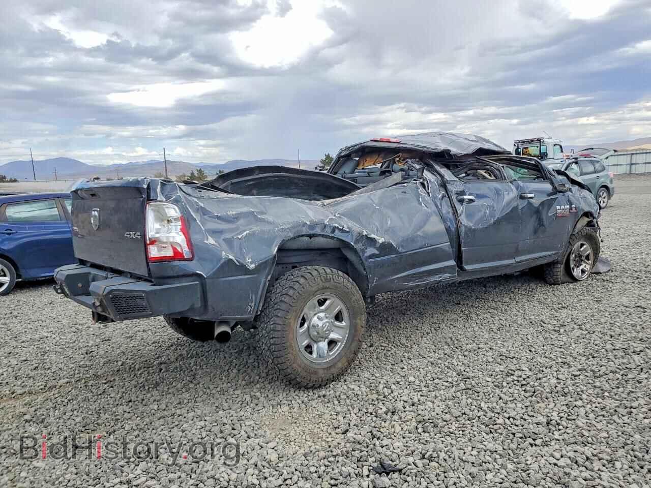 2017 RAM 2500 - VIN: 3C6UR5JL1HG786371 - Photo 3