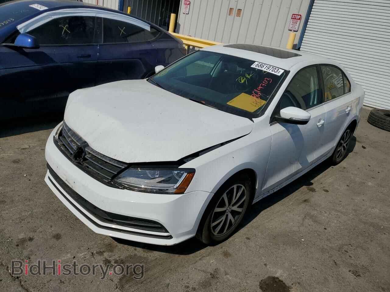 Фотография 3VWDB7AJ1HM252065 - VOLKSWAGEN JETTA 2017