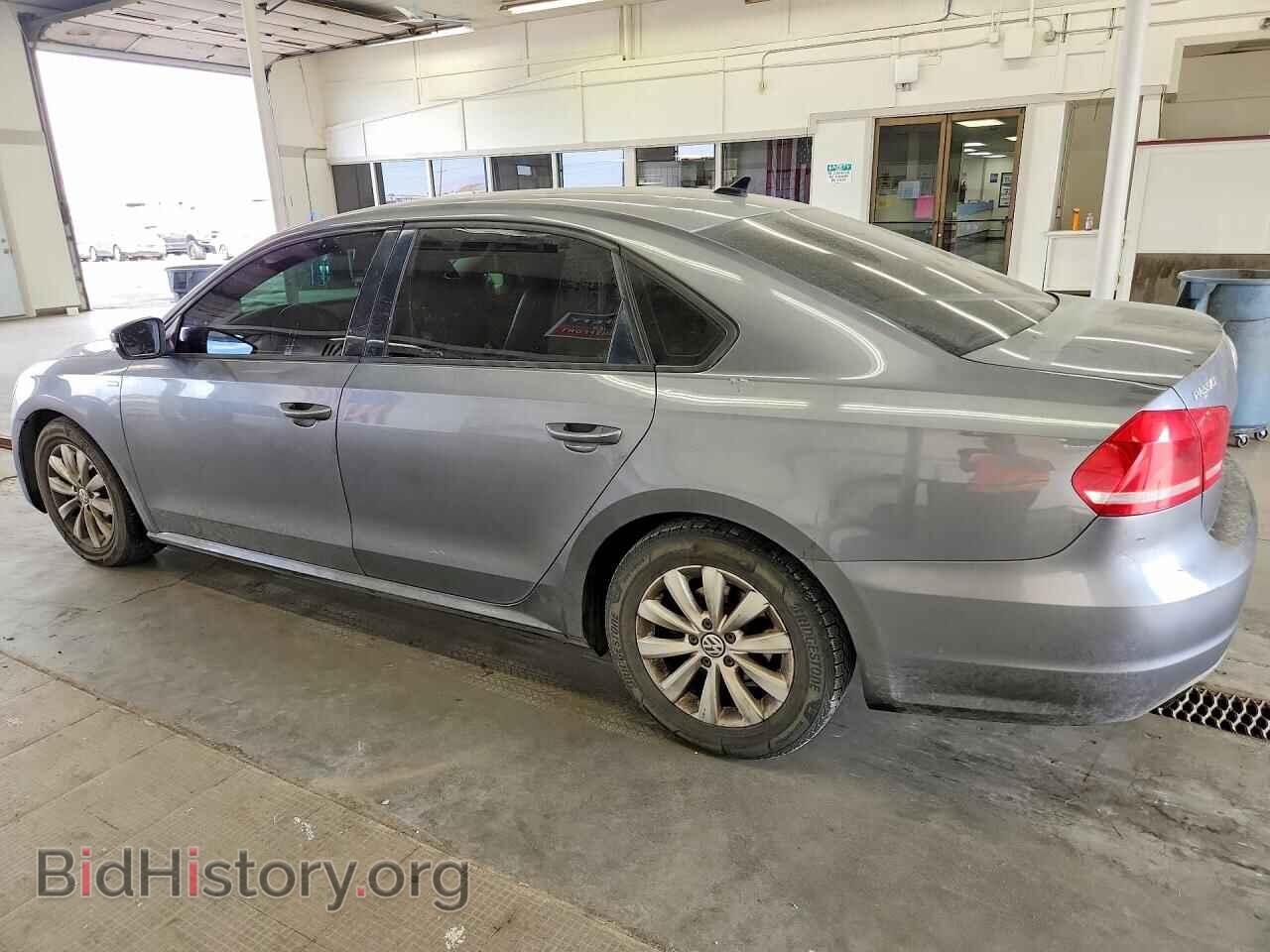 2014 VOLKSWAGEN PASSAT - VIN: 1VWAP7A35EC002458 - Photo 2