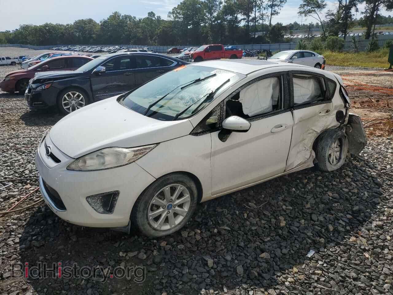 Фотография 3FADP4EJ4BM218924 - FORD FIESTA 2011