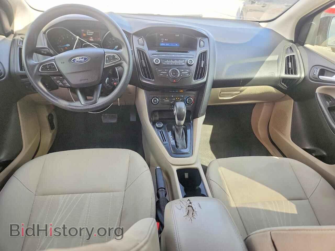 2017 FORD FOCUS - VIN: 1FADP3F2XHL217708 - Photo 8