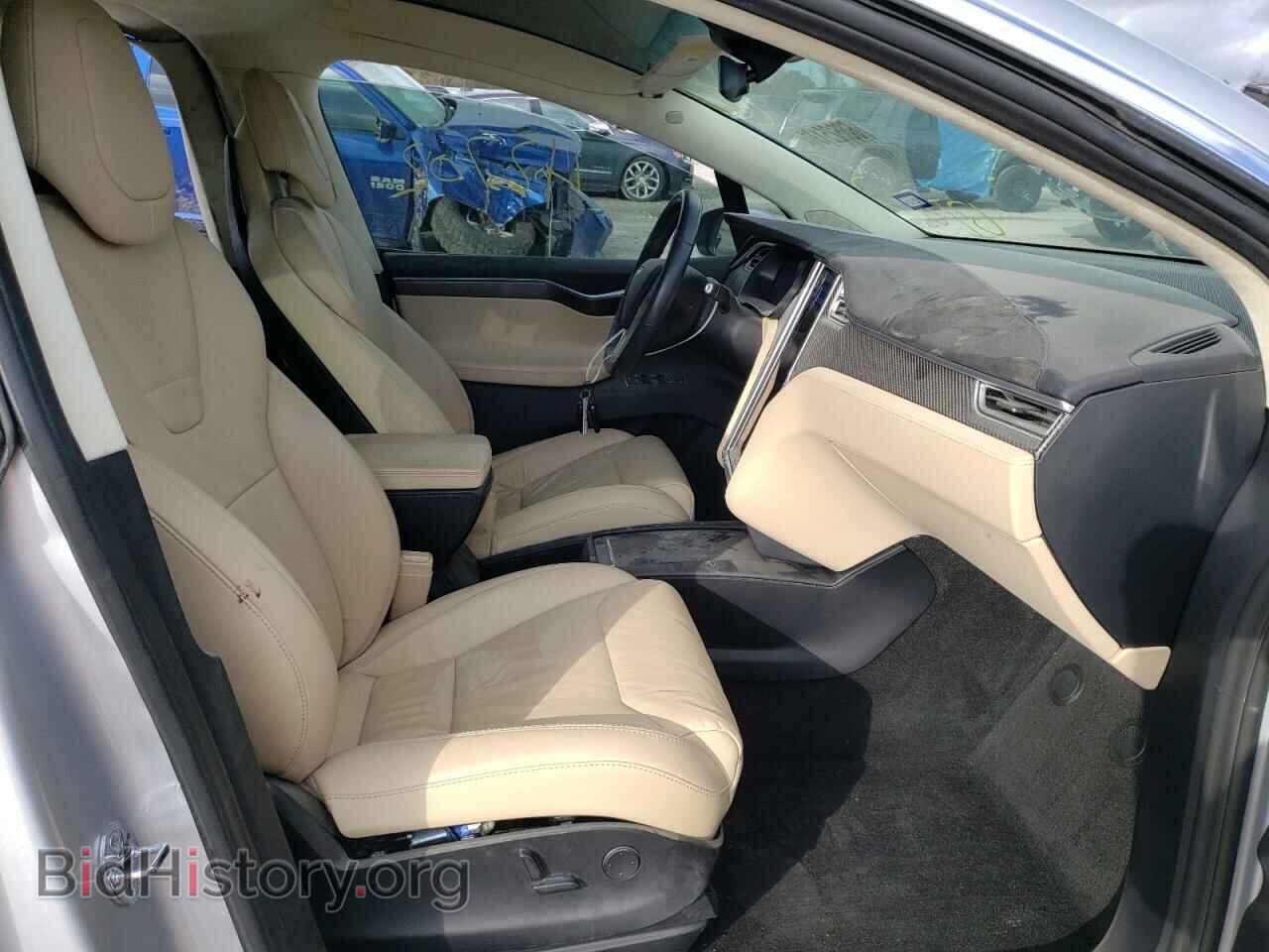 2017 TESLA MODEL X - VIN: 5YJXCDE21HF050295 - Photo 5