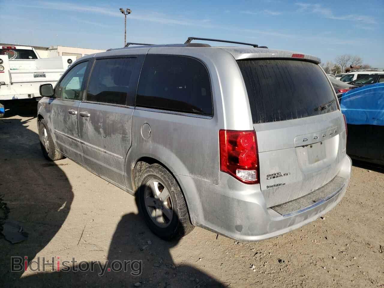 2011 DODGE CARAVAN - VIN: 2D4RN5DG5BR678543 - Фото 2