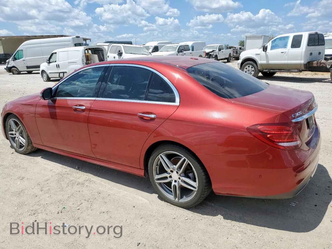 2017 MERCEDES-BENZ E-CLASS - VIN: WDDZF4JB5HA033665 - Фото 2