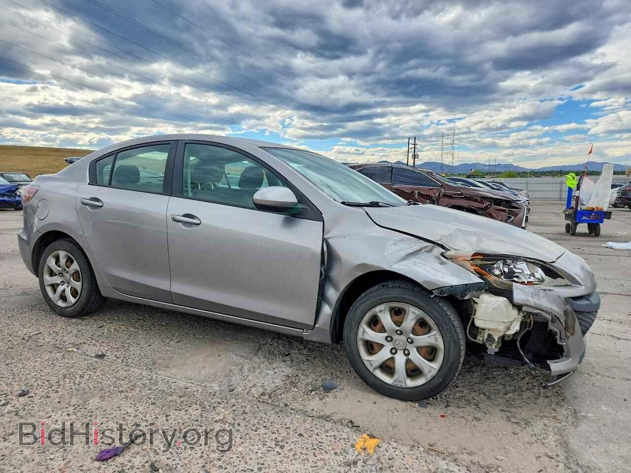 2011 MAZDA 3 - VIN: JM1BL1UF2B1405598 - Photo 4