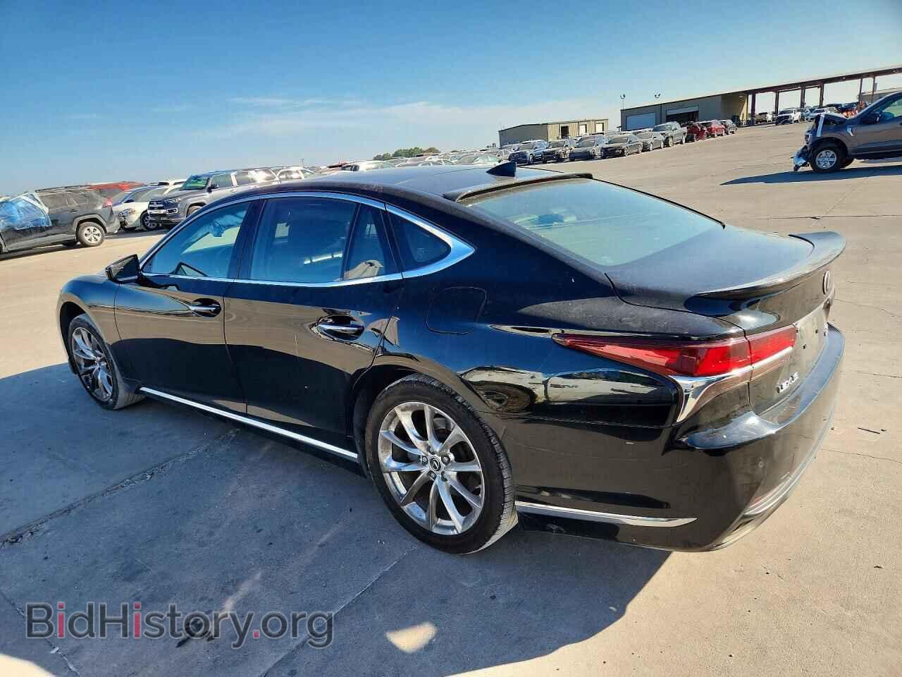 2018 LEXUS LS500 - VIN: JTHC5LFF7J5000429 - Photo 2