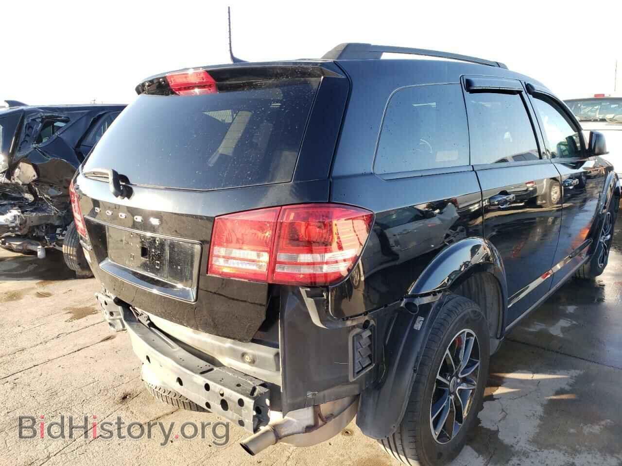 2018 DODGE JOURNEY - VIN: 3C4PDCAB2JT444411 - Фото 4