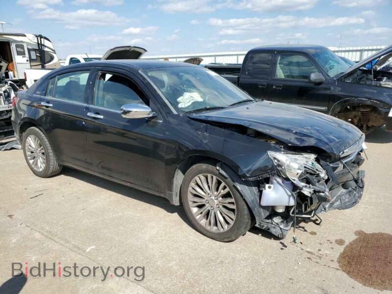 2013 Chrysler 200 (VIN 1C3CCBCG7DN602643) — photo 4 of 12
