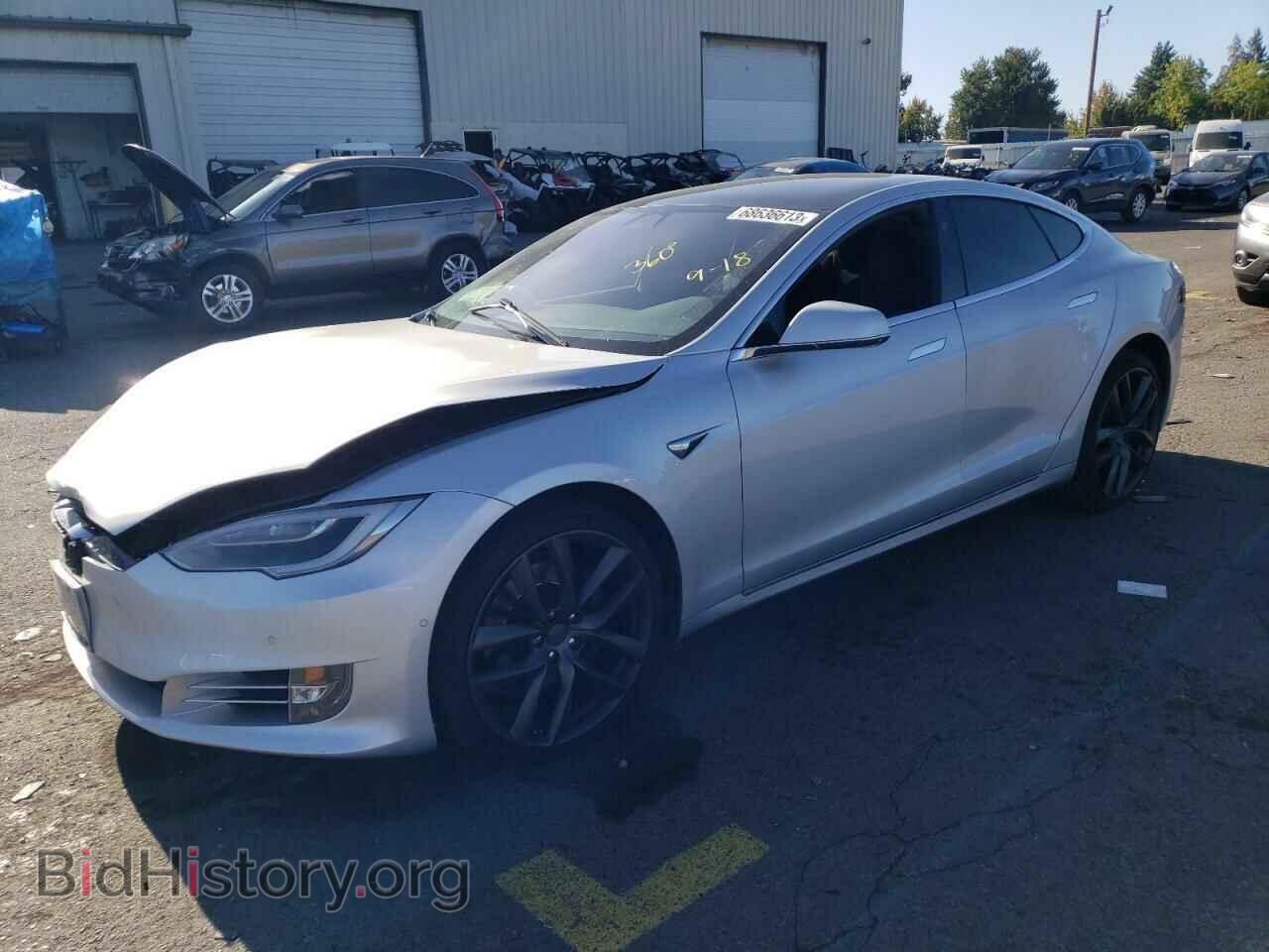 Фотография 5YJSA1E22JF245388 - TESLA MODEL S 2018