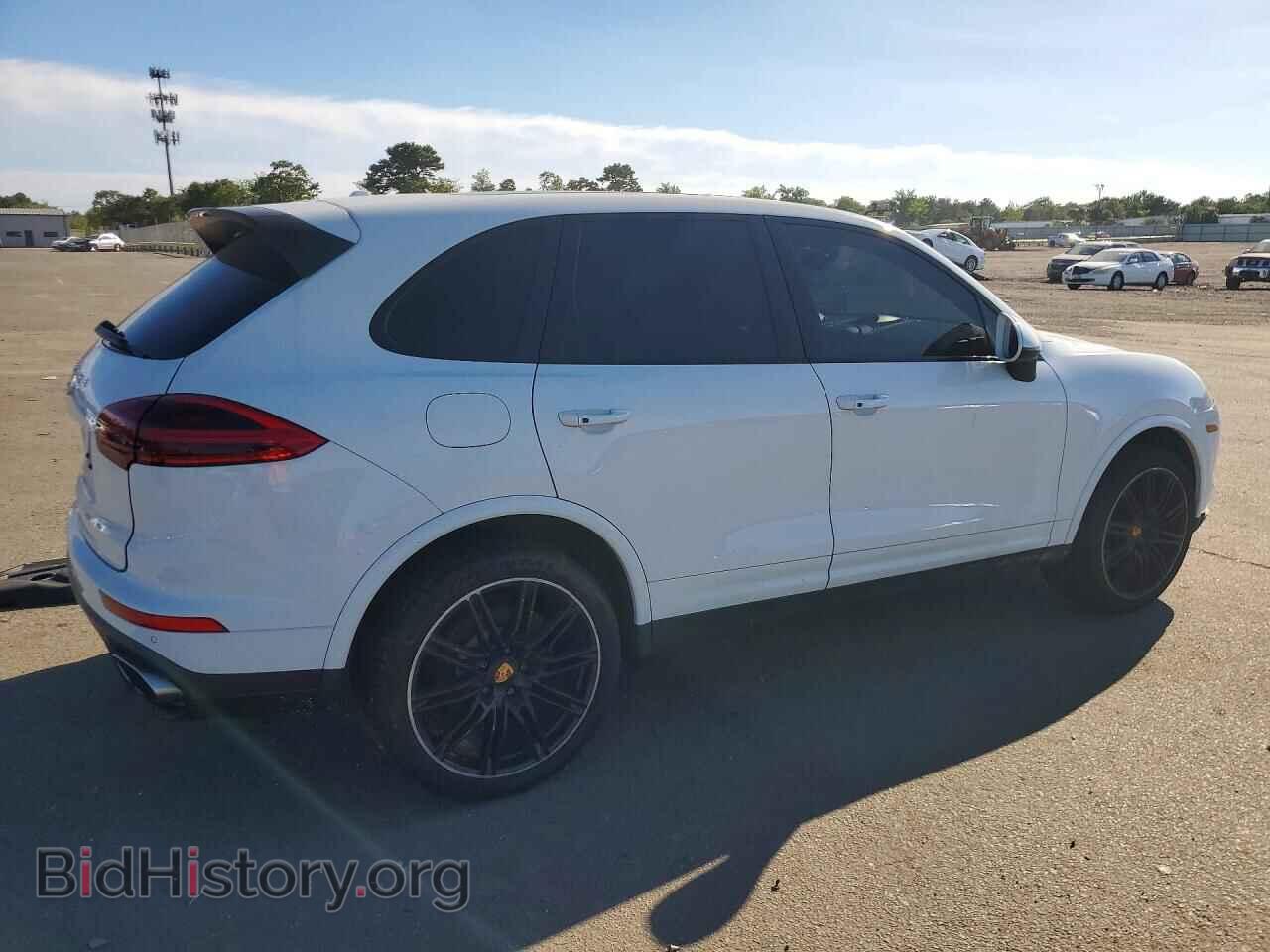 2017 PORSCHE CAYENNE - VIN: WP1AA2A26HKA87933 - Photo 3