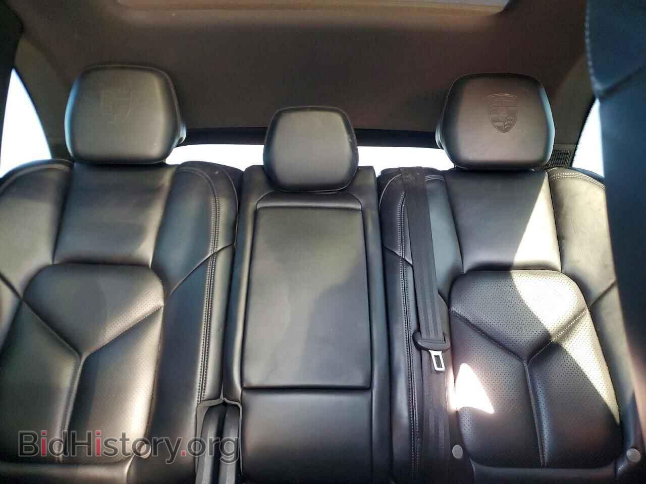 2017 PORSCHE CAYENNE - VIN: WP1AA2A26HKA87933 - Photo 10