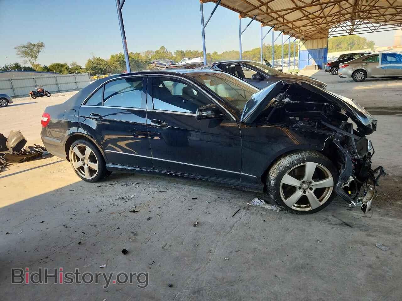 2011 MERCEDES-BENZ E-CLASS - VIN: WDDHF5GB5BA307642 - Фото 4
