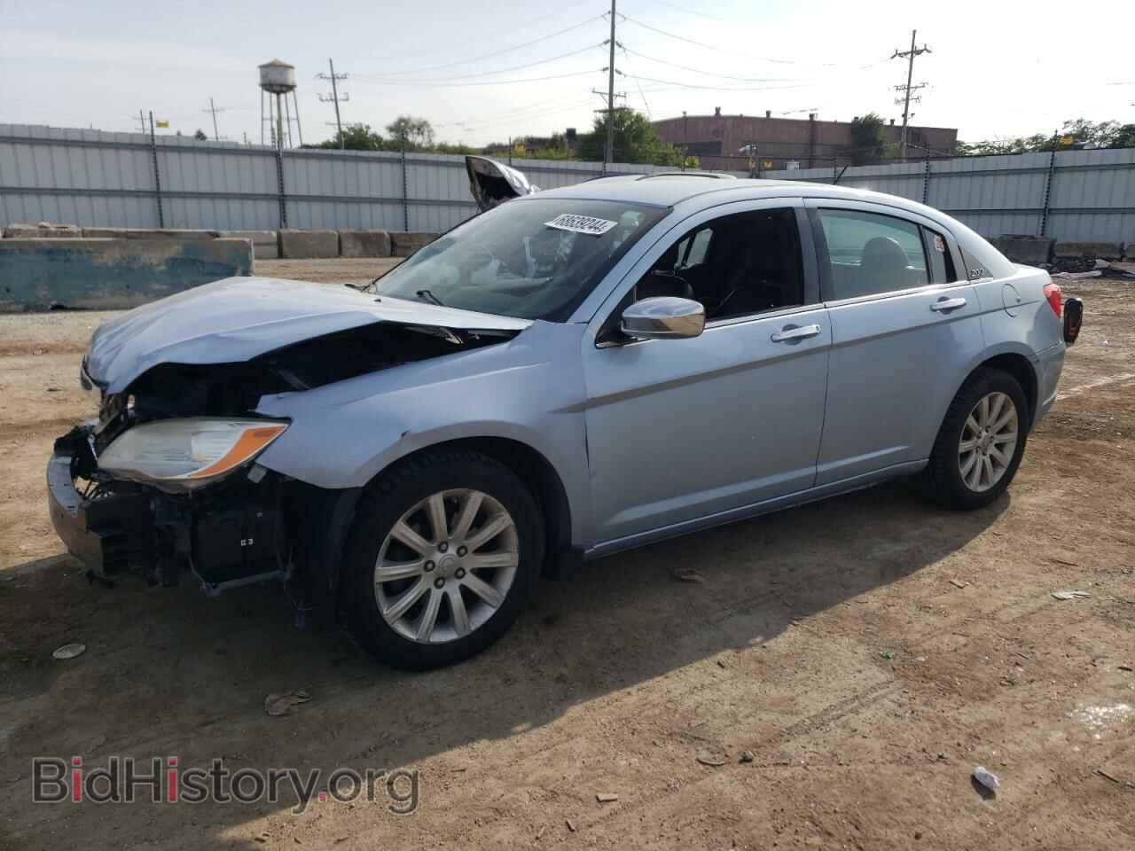Фотография 1C3CCBCG7DN501439 - CHRYSLER 200 2013