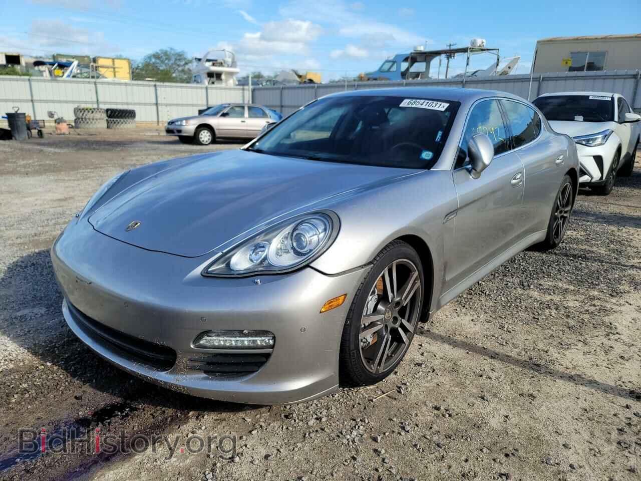 2011 PORSCHE PANAMERA - VIN: WP0AB2A75BL060332 - Фото 2